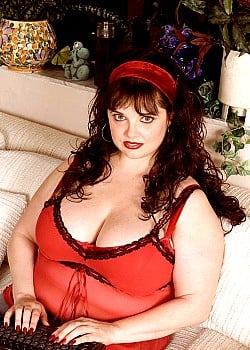 Scarlett Webb